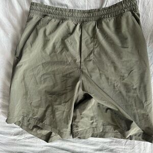 Lululemon pace breaker lined 7” shorts